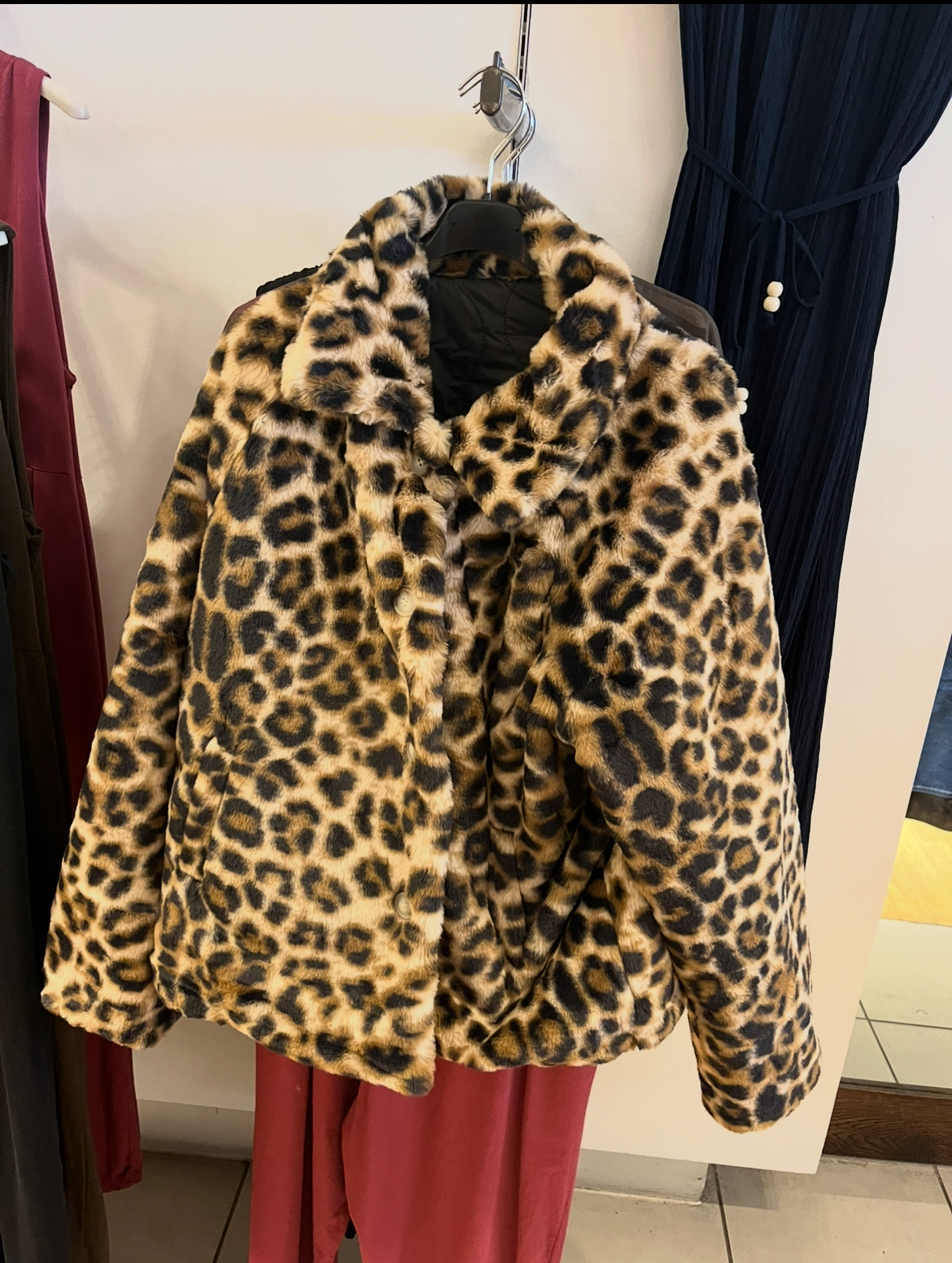 Belgravia Reversible Leopard Jacket - Image 2